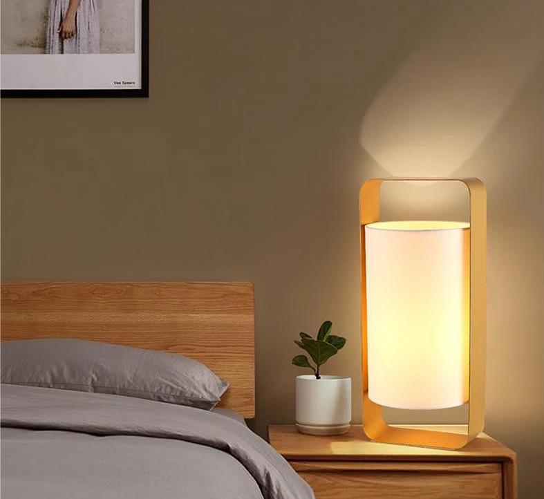 Nate - Moderne Rahmen-Schwebe-Laternen-Schreibtischlampe